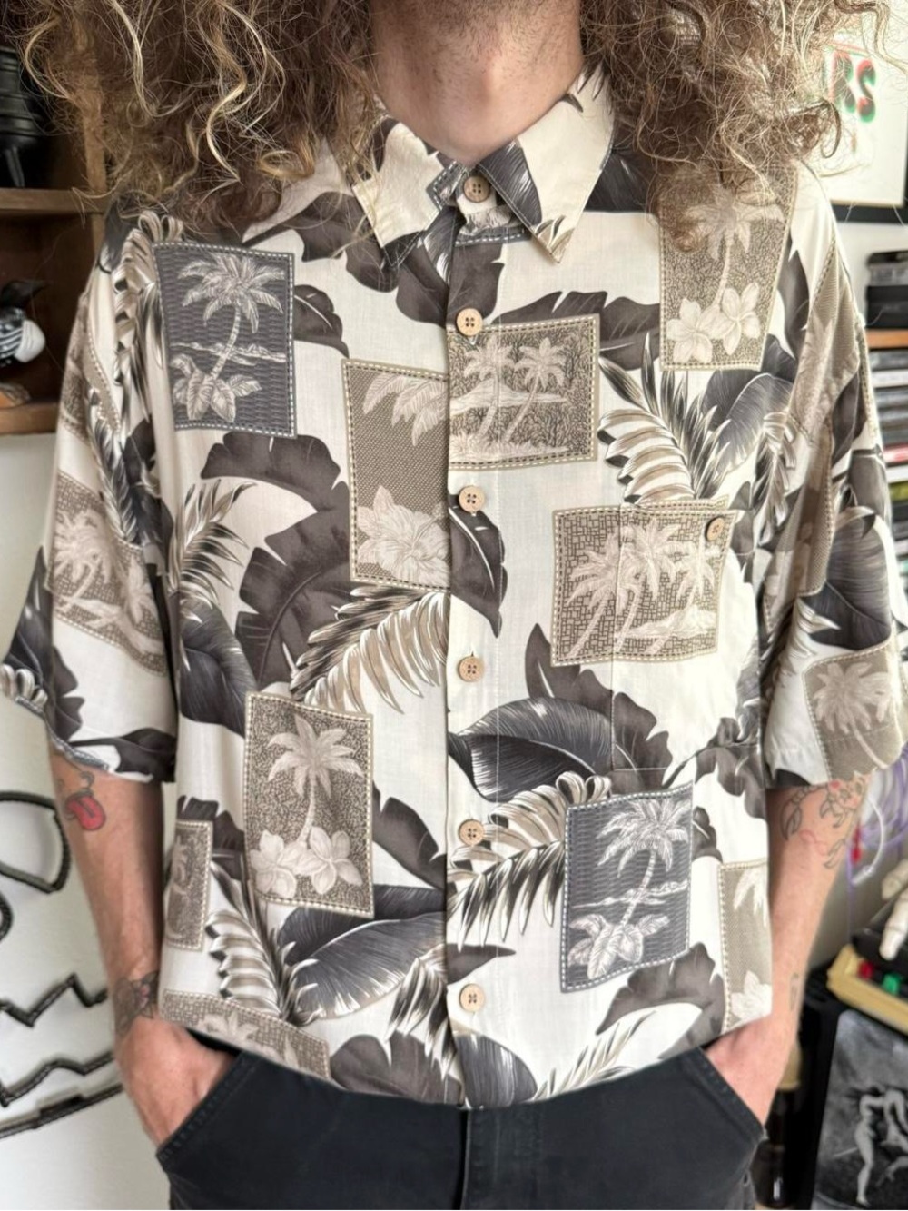 Vintage 90s 2000s Earthy Tropical AOP Rayon Hawaiian ~ Size XL